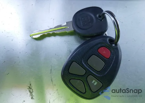 2007 Cadillac Escalade Standard z USA, uszkodzony, nr VIN 1GYFK63897R401877